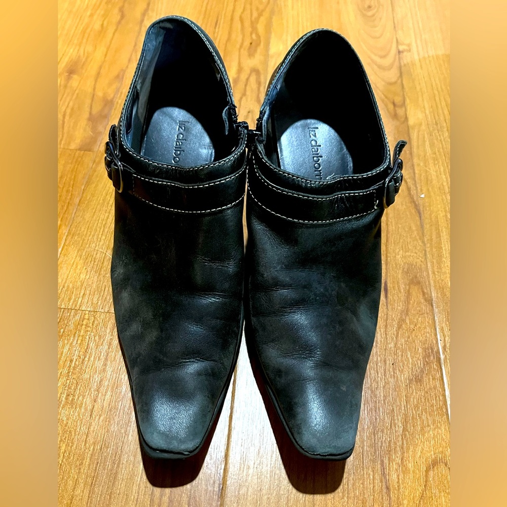 Liz Claiborne Black Leather Heeled Ankle Booties - Size 6